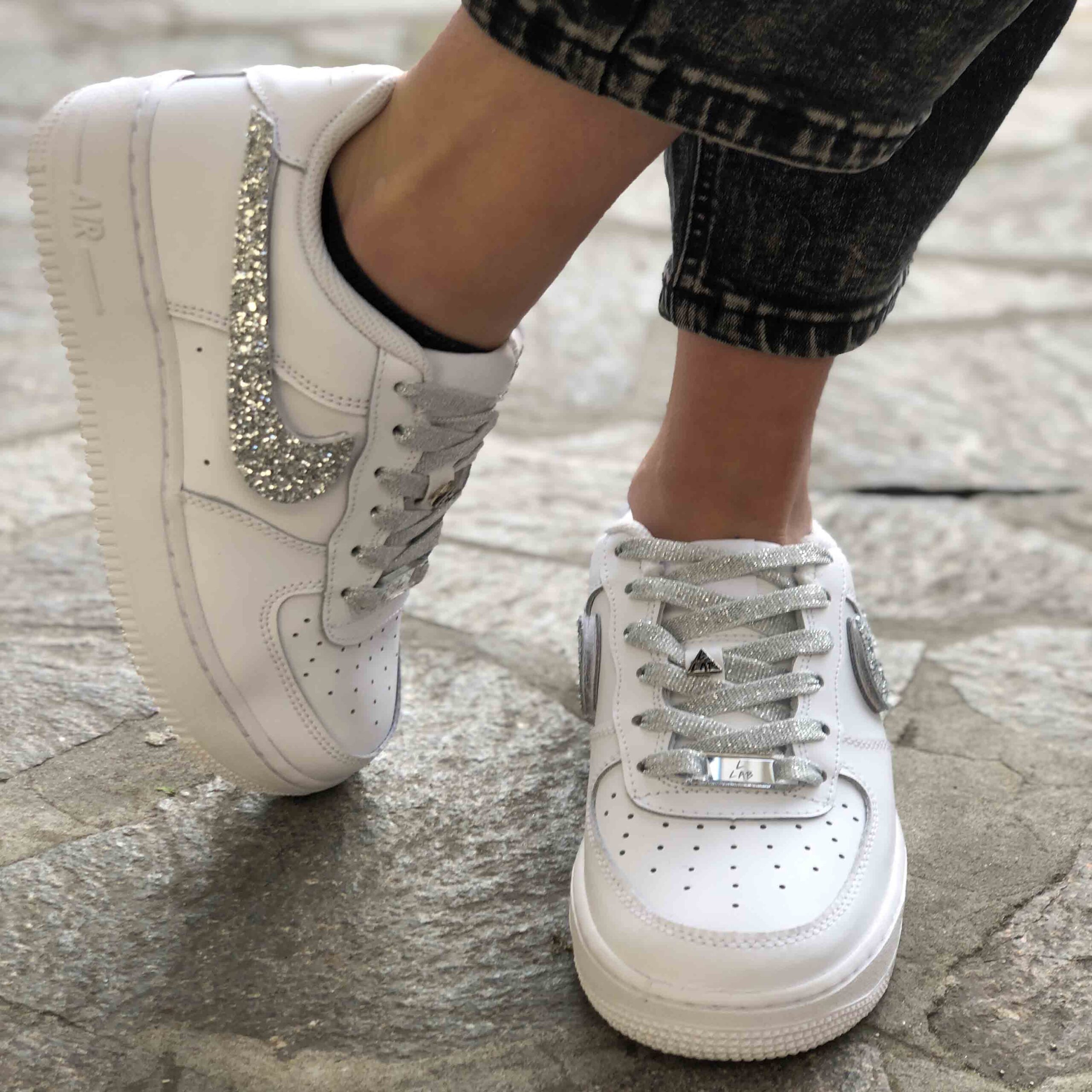 Nike Air Force One Custom Swoosh e Lacci Glitter Argento Shine