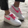 Nike Air Force One Custom Swoosh e Lacci Fucsia