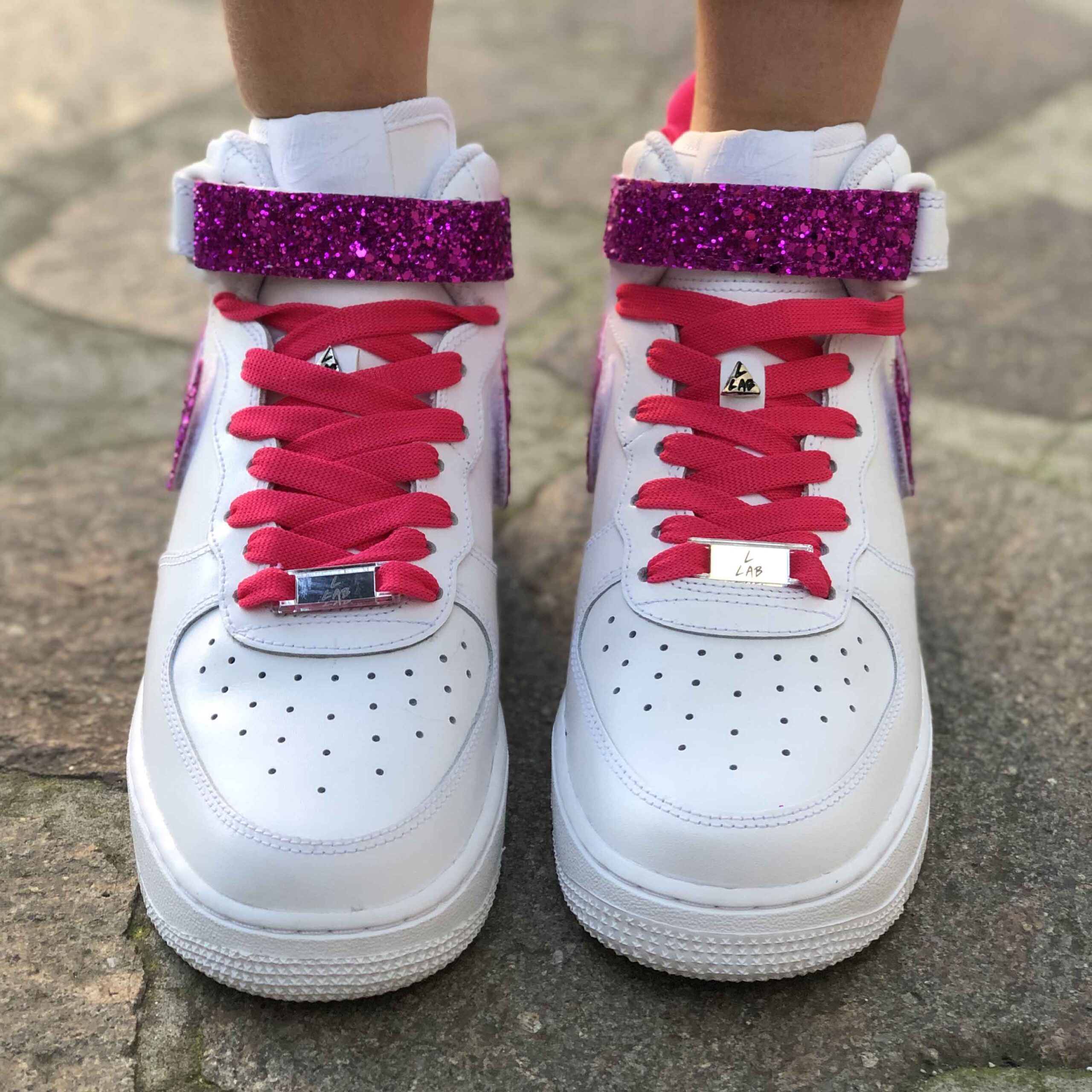 Nike Air Force One Custom MID Swoosh e Dettagli Fucsia