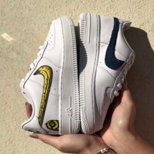 Nike Air Force 1 Disegnate Custom Banana e Ukulele