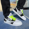 Nike Jordan 1 Custom Low Dipinta a Mano Scacchi, Doppio Swoosh Rovesciato e Lacci Giallo Fluo