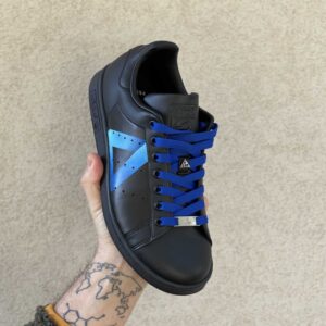 Adidas Stan Smith Personalizzate Total Black Dipinte A Mano Logo Triangolo Sfumato Blu