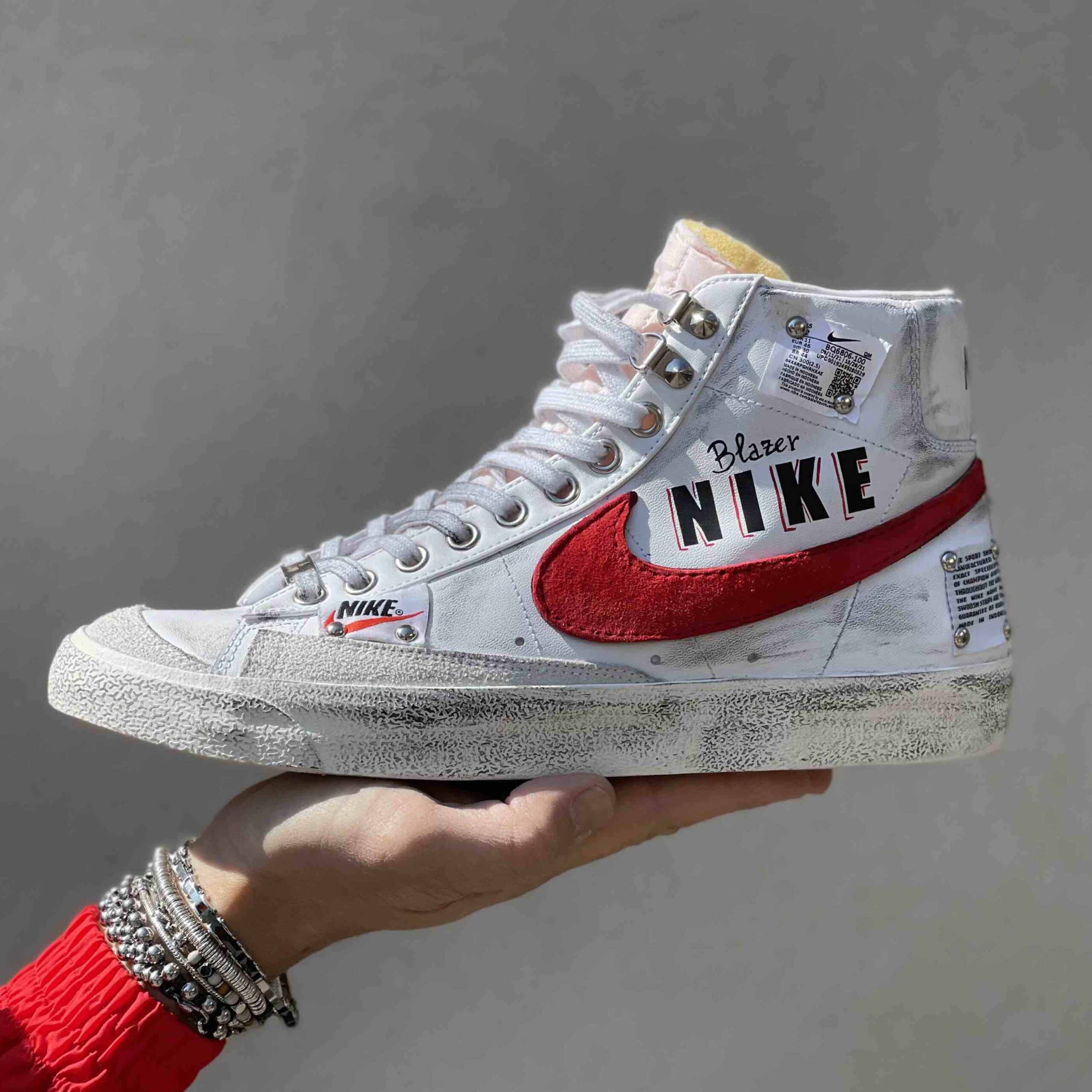 Nike Blazer Customized Swoosh Rosso e Tags 2 LLab Scarpe Custom