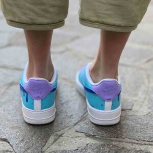 Nike Air Force One Custom Cartoon Dipinte A Mano Azzurro e Lilla, Swoosh Gocce Cadenti