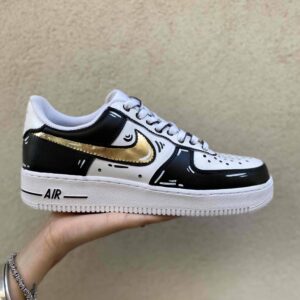 Nike Air Force One Custom Cartoon Dipinta a Mano Inserti Neri e Swoosh Oro