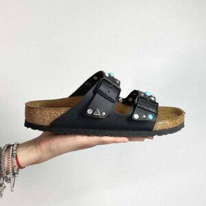Birkenstock Arizona Personalizzate Base Nera Borchie Miste Turchesi, Perle Bianche e Strass
