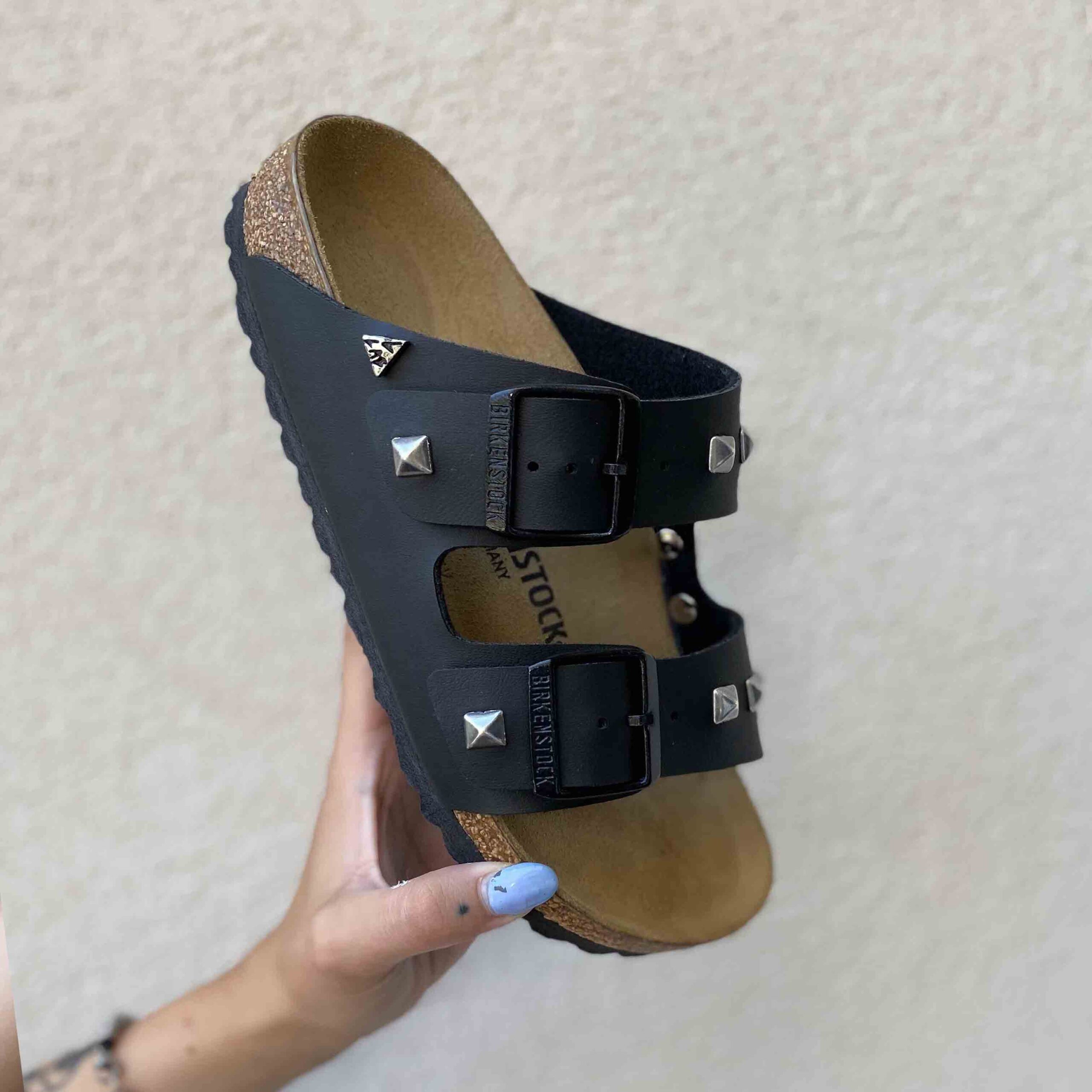 Birkenstock Arizona Personalizzate Base Nera Borchie Quadrate
