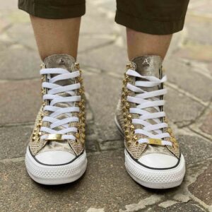 Converse All Star Personalizzate Squamato Beige, linguetta Ciniglia, Borchie a Cono Basso e Occhielli Oro