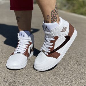 Nike Jordan 1 Custom Cucita e Dipinta a Mano Color Terra Swoosh Rovesciato Squamato