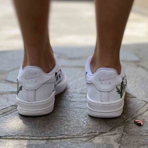Nike Air Force One Custom Dipinte A Mano Panda