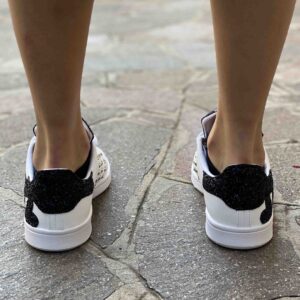 Adidas Stan Smith Personalizzate Cuori Glitter Nero e Borchie Argento
