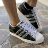 Adidas Superstar Personalizzate Camouflage Bande Specchio e Borchie a Teschio