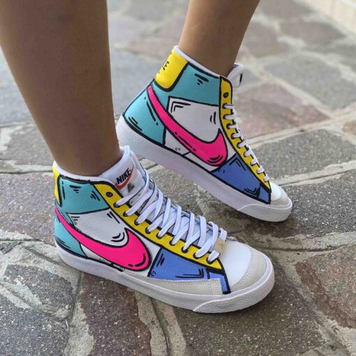 Nike Blazer Customized Dipinte a Mano Cartoon Multicolor Lacci Bianchi