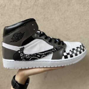 Nike Jordan 1 Custom Bandana Bianca Nera e Inserti Dipinti a Mano