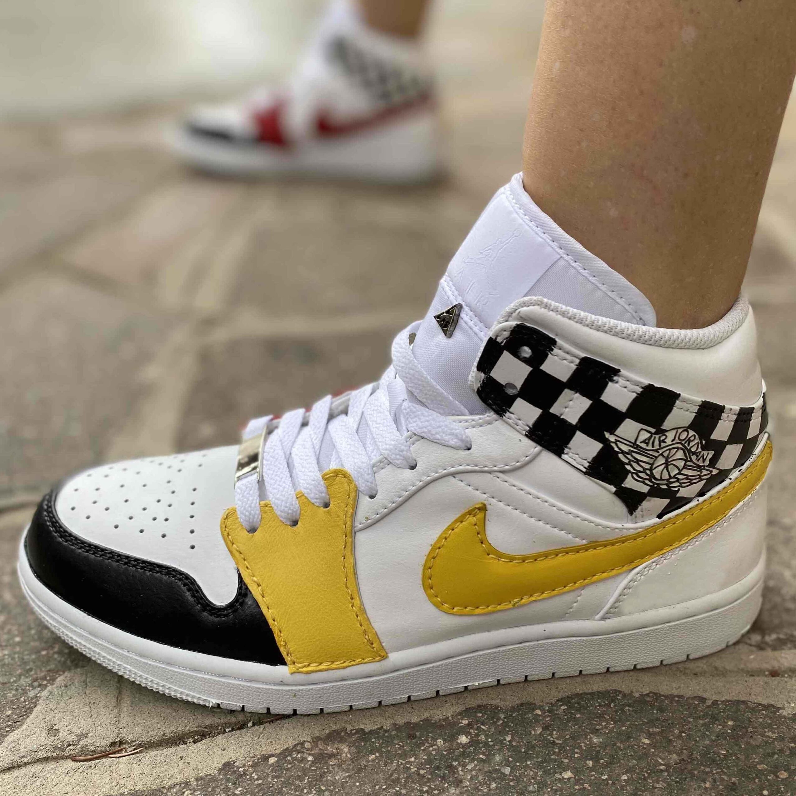 Nike Jordan 1 Custom Dipinte e Cucite a Mano Racing