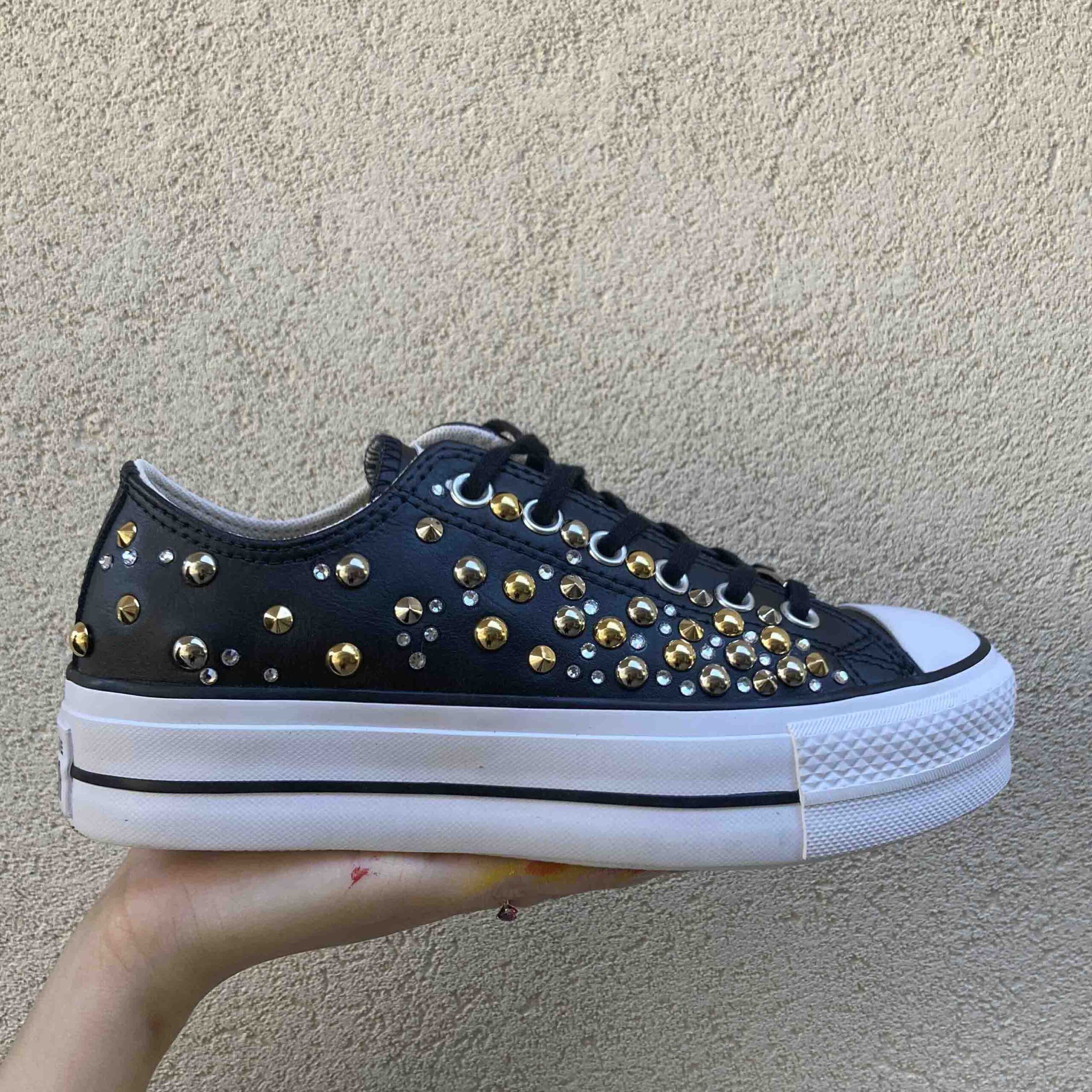 felpa converse nera e oro