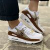 Custom Air Max Pelle Scamosciata Marrone, Swoosh Maculato e Insetti Lurex Oro