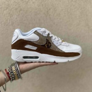 Custom Air Max Swoosh Leo e inserti Oro LLab Scarpe Custom