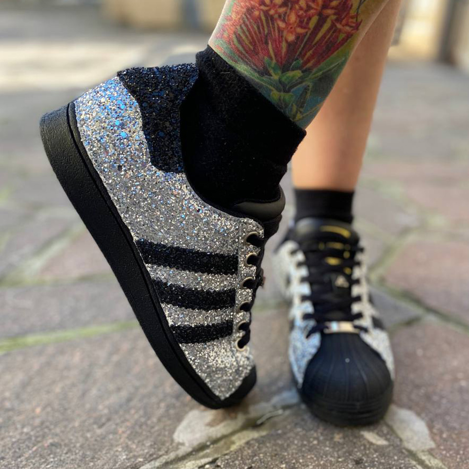Adidas superstar boost sns 2025