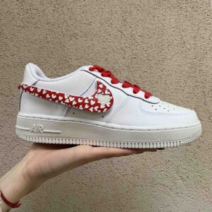 Nike Air Force 1 Custom Swoosh Intercambiabile Cuori Bianchi Dipinti
