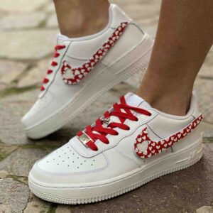 Nike Air Force 1 Custom Swoosh Intercambiabile Cuori Bianchi Dipinti