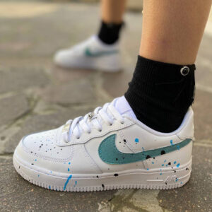 Nike Air Force One Custom Swoosh Acqua Marina e Sporcatura Azzurro e Nero