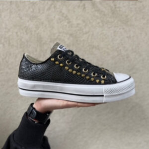 Converse All Star Personalizzate Platform Low Squamato Nero, Borchie e Dettagli Oro