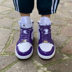 Nike Jordan 1 Custom Cartoon Dipinta A Mano Viola con Swoosh Bandana Viola