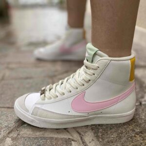 Nike Blazer Customized Swoosh Rosa e Talloncino Giallo