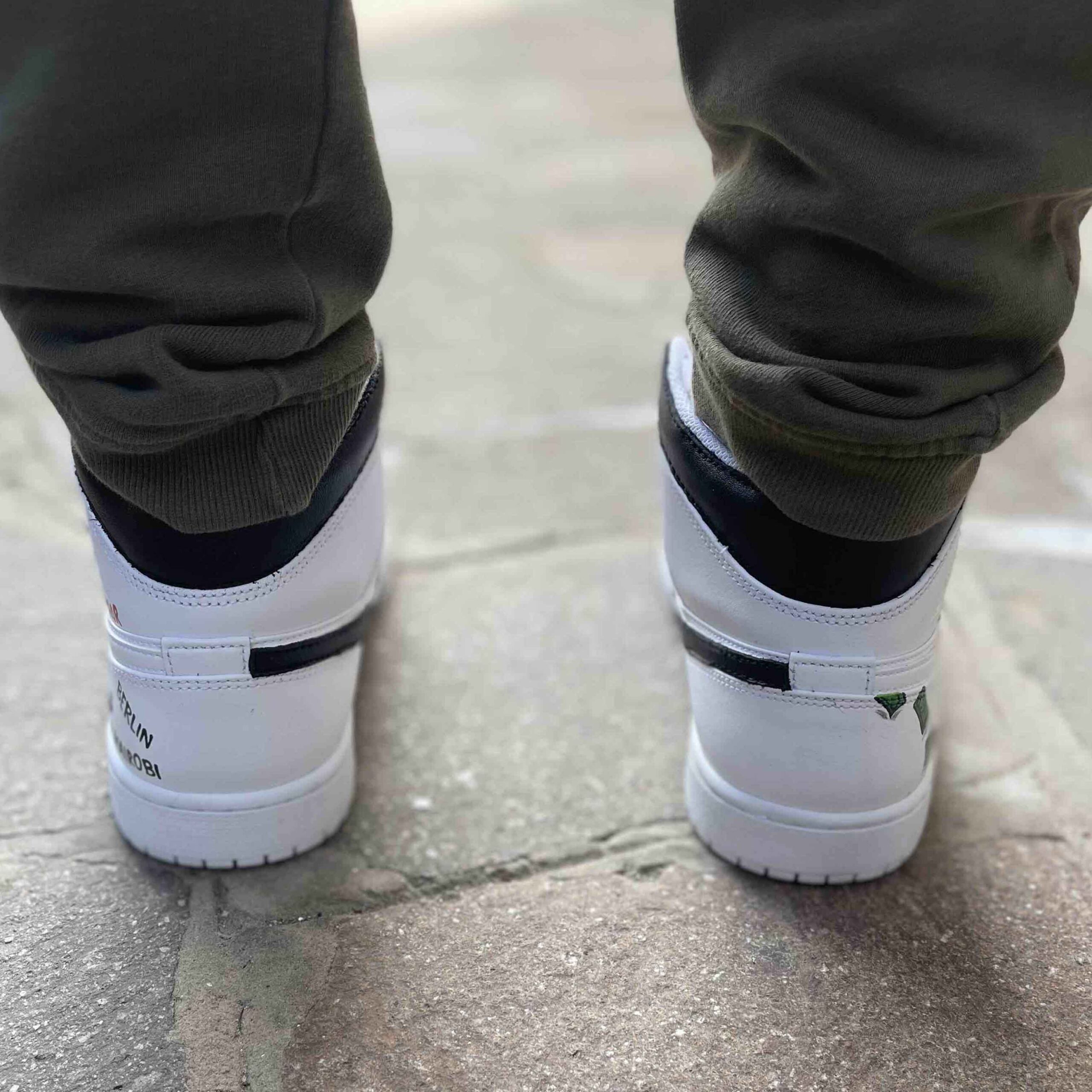 Nike Jordan 1 Custom Dipinte a Mano El Prof