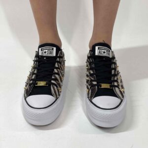 Converse All Star Personalizzate Platform Low Strisce con Borchie Nero e Oro