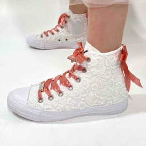 Converse All Star Personalizzate Sposa Total White Laccetti e Fiocco Rosa Antico