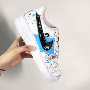 Nike Air Force 1 Custom Cartoon Dipinte A Mano Azzurro e Swoosh Nero