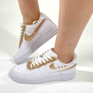 Nike Air Force 1 Custom Doppio Swoosh Oro e Glitter Bianco e Borchie Oro