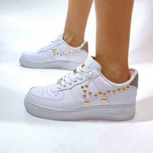 Nike Air Force 1 Custom Glitter e Borchie Oro