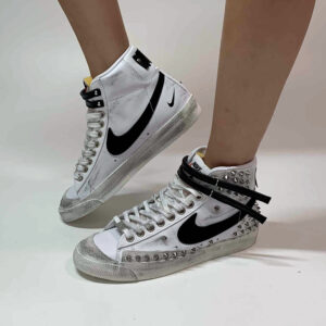 Nike Blazer Customized Borchie, Swoosh Dipinto A Mano & Sporcatura Vintage