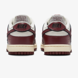 Nike Dunk Low SE - Sail / Team Red - Black - Muslin
