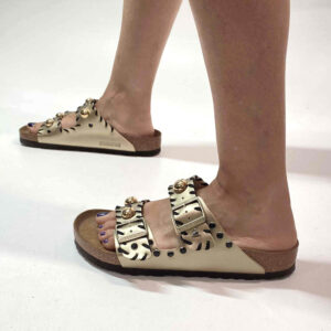 Birkenstock Arizona Personalizzate Base Oro con Passamaneria, Borchie e Strass Neri
