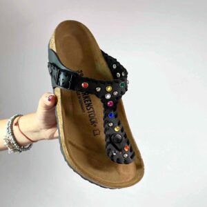 Birkenstock Gizeh Personalizzate Base Nera con Passamaneria e Borchie Multicolor