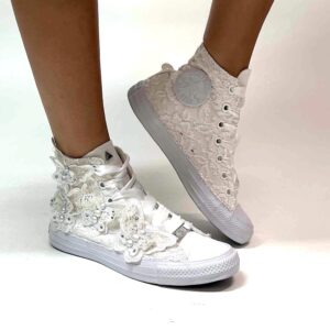 Converse All Star Personalizzate Sposa Farfalle, Perle, Strass, Pizzo e Lacci Raso