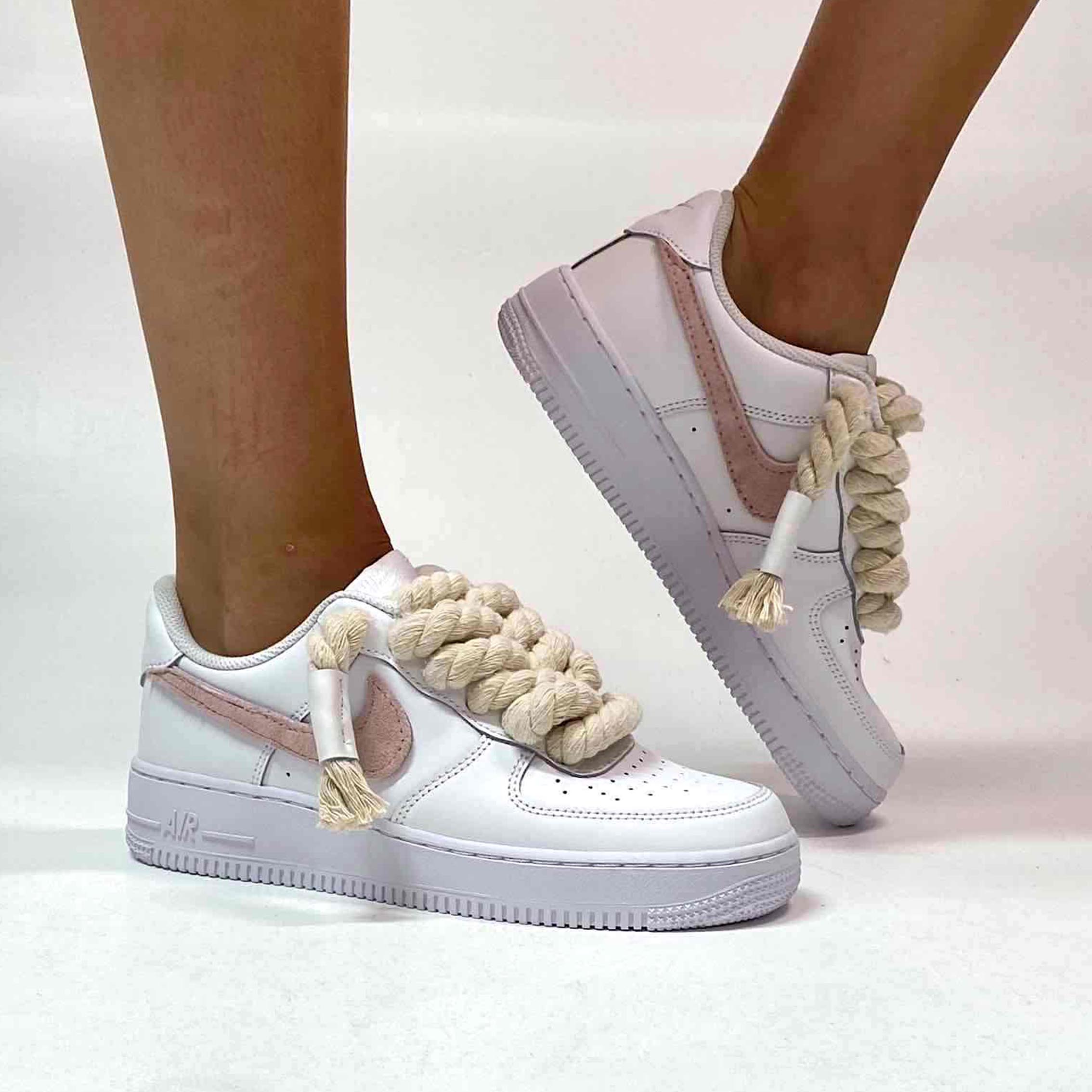 Custom Nike Air Force One Low con lacci in corda rosa chiaro Sneakers  personalizzate per uomo e donna -  Italia