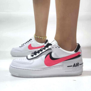 Nike Air Force 1 Shadow Custom Doppio Swoosh Fucsia e Dettagli Neri Cuciti A Mano