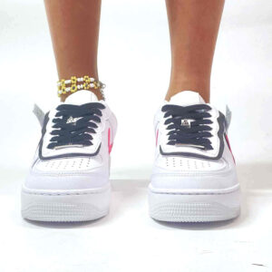 Nike Air Force 1 Shadow Custom Doppio Swoosh Fucsia e Dettagli Neri Cuciti A Mano