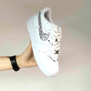 Nike Air Force One Custom Swoosh Glitter Argento e Sporcatura Nera