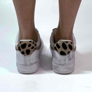 Nike Air Force One Custom Swoosh Glitter Oro, Inserti Leo e Sporcatura Vintage