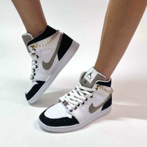 Nike Jordan 1 Custom Inserti Lurex Nero e Oro, Catene Oro
