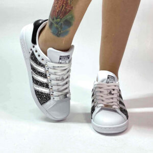 Adidas Stan Smith Personalizzate Glitter Pepe Sale Borchie e Toppino Nero Dipinto a Mano