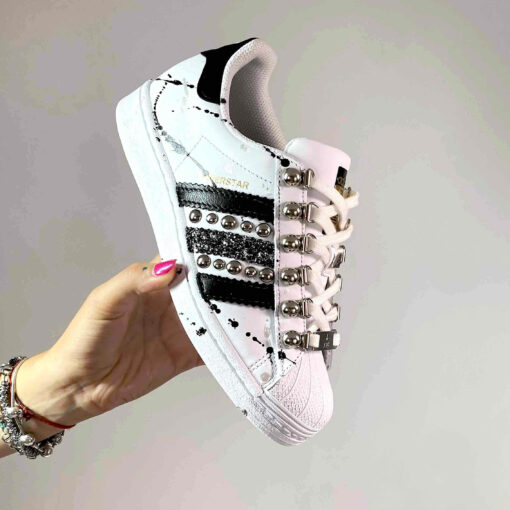 Adidas Superstar Personalizzate Glitter Sale e Pepe con Borchie e Passalacci Argento e Sporcatura Argento e Nera
