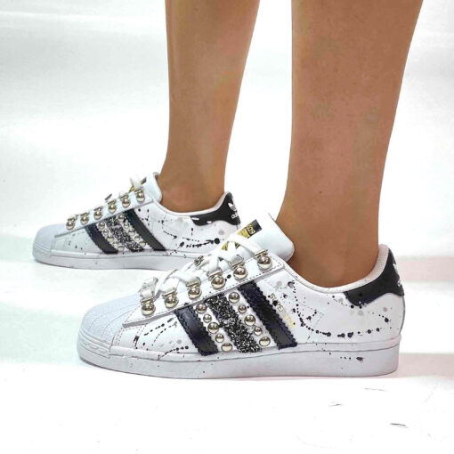 Adidas Superstar Personalizzate Glitter Sale e Pepe con Borchie e Passalacci Argento e Sporcatura Argento e Nera