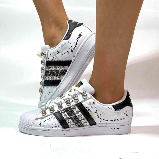 Adidas Superstar Personalizzate Glitter Sale e Pepe con Borchie e Passalacci Argento e Sporcatura Argento e Nera